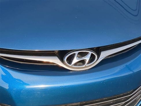 Used 2016 Hyundai Elantra Sport image 11