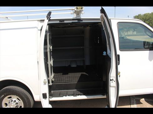 Used 2021 Chevrolet Express 2500 w/ Driver Convenience Package RWD image 14