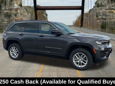 New 2025 Jeep Grand Cherokee Laredo X w/ Luxury Tech Group I RWD image 14