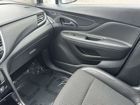 Certified 2022 Buick Encore Preferred w/ Safety Package image 33