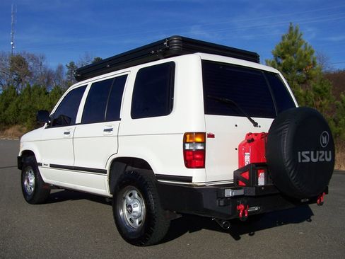 Used 1994 Isuzu Trooper S image 4
