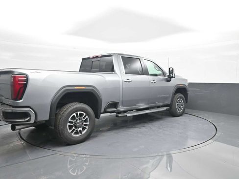 New 2026 GMC Sierra 2500 SLT w/ SLT Premium Package AWD/4WD image 8