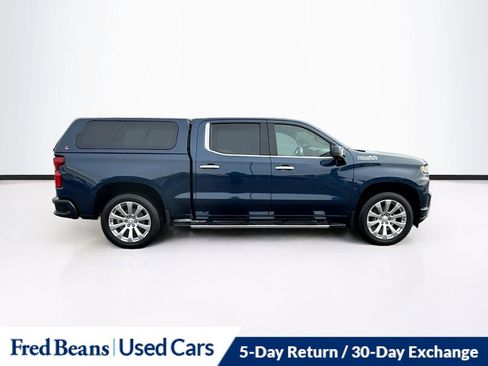 Used 2022 Chevrolet Silverado 1500 High Country w/ Technology Package image 9