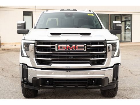 New 2026 GMC Sierra 2500 SLT w/ SLT Premium Package image 2