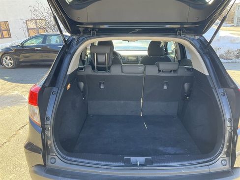 Used 2019 Honda HR-V EX image 11