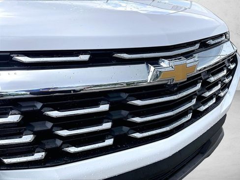 Used 2025 Chevrolet Equinox LT w/ Safety and Technology Package FWD image 30