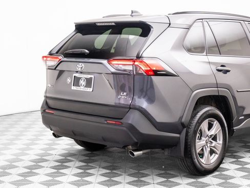 Used 2025 Toyota RAV4 LE image 32