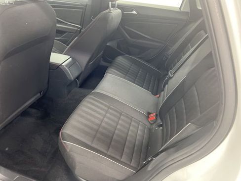 Used 2021 Volkswagen Jetta GLI image 11