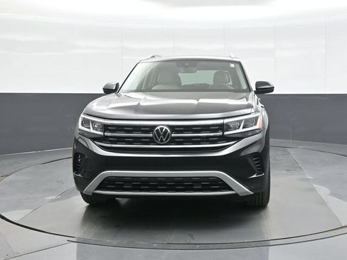 Used 2023 Volkswagen Atlas SEL AWD/4WD image 2