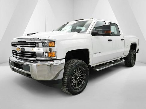 Used 2018 Chevrolet Silverado 3500 W/T w/ WT Fleet Convenience Package AWD/4WD image 3