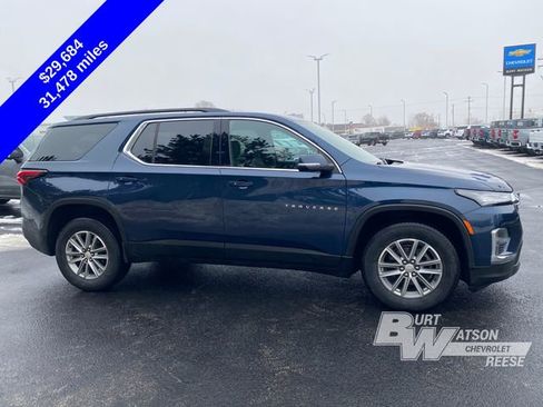 Used 2023 Chevrolet Traverse LT image 8