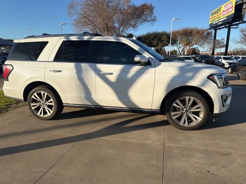 Used 2020 Ford Expedition Limited w/ Equipment Group 302A image 9