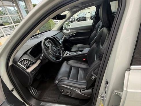 Used 2022 Volvo XC90 T8 Inscription w/ Advanced Package AWD/4WD image 7