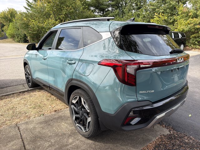 Certified 2024 Kia Seltos SX w/ SX Sunroof Package AWD/4WD image 7