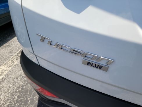Used 2022 Hyundai Tucson Blue AWD/4WD image 11