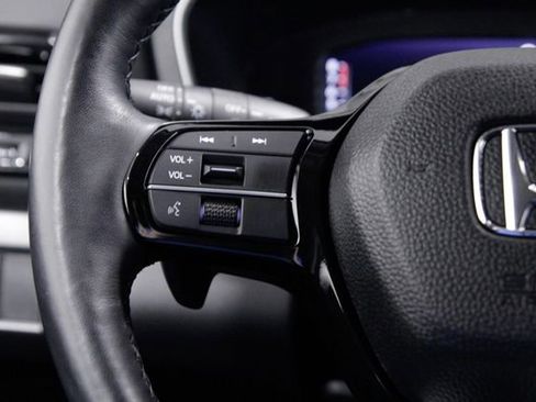 Certified 2024 Honda Pilot Elite image 34