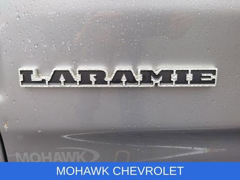 Used 2019 RAM 1500 Laramie image 33