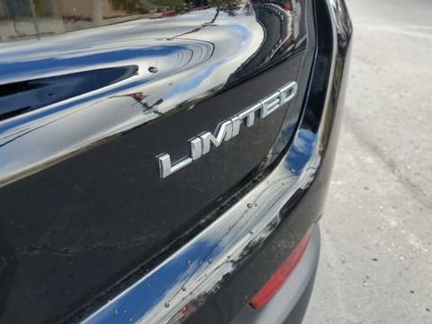 Certified 2022 Jeep Compass Limited image 29