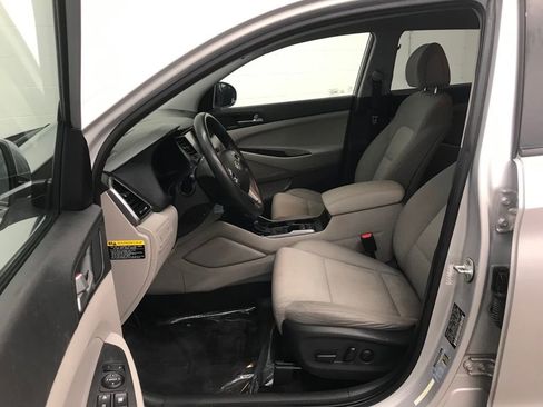 Used 2018 Hyundai Tucson SEL image 12