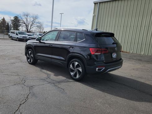 Used 2024 Volkswagen Taos SE AWD/4WD image 10