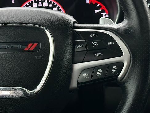 Used 2017 Dodge Durango R/T w/ Technology Group image 32