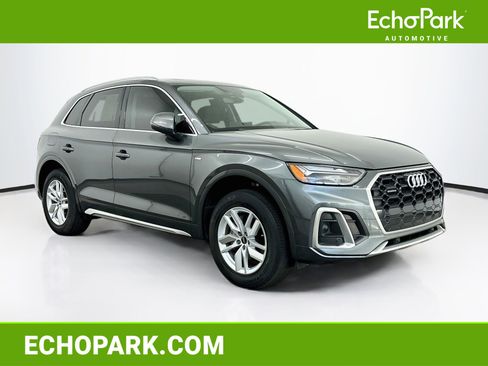 Used 2023 Audi Q5 2.0T Premium w/ Convenience Package AWD/4WD image 1