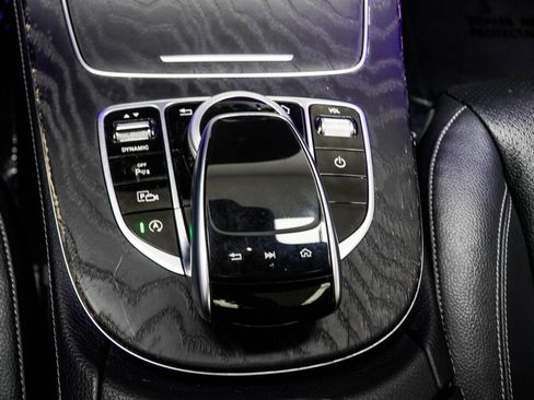 Used 2020 Mercedes-Benz E 350 4MATIC Sedan w/ Parking Assistance Package image 17