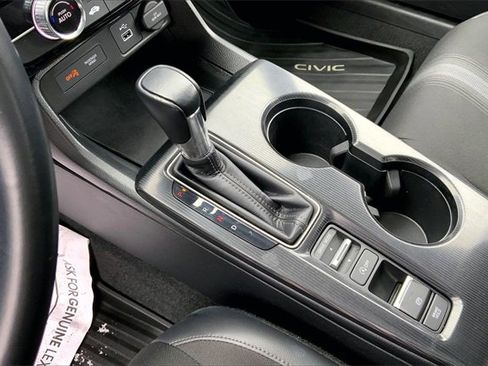 Used 2023 Honda Civic Sport image 13