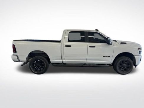 Used 2025 RAM 2500 Big Horn AWD/4WD image 12
