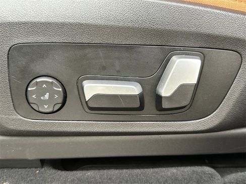 Used 2022 BMW X3 xDrive30i w/ Premium Package 2 image 21