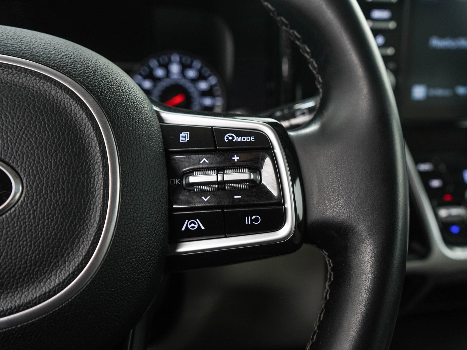 Used 2021 Kia Sorento S FWD image 25