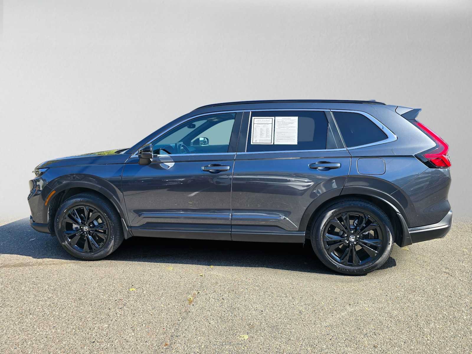 Used 2024 Honda CR-V Sport Touring image 6