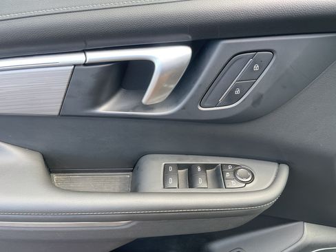 Certified 2026 Buick Enclave Preferred FWD image 18