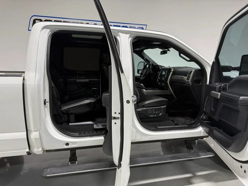 Used 2021 Ford F250 Platinum w/ FX4 Off-Road Package AWD/4WD image 11