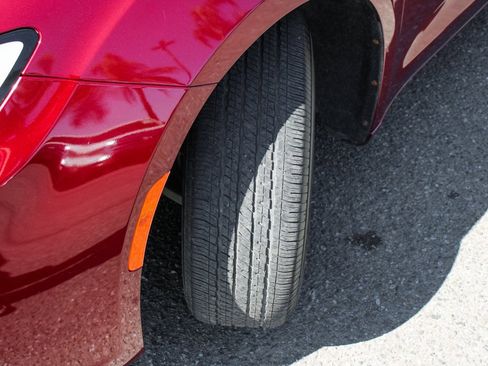 Used 2021 Chrysler Pacifica Touring w/ Uconnect Theater Family Group image 44