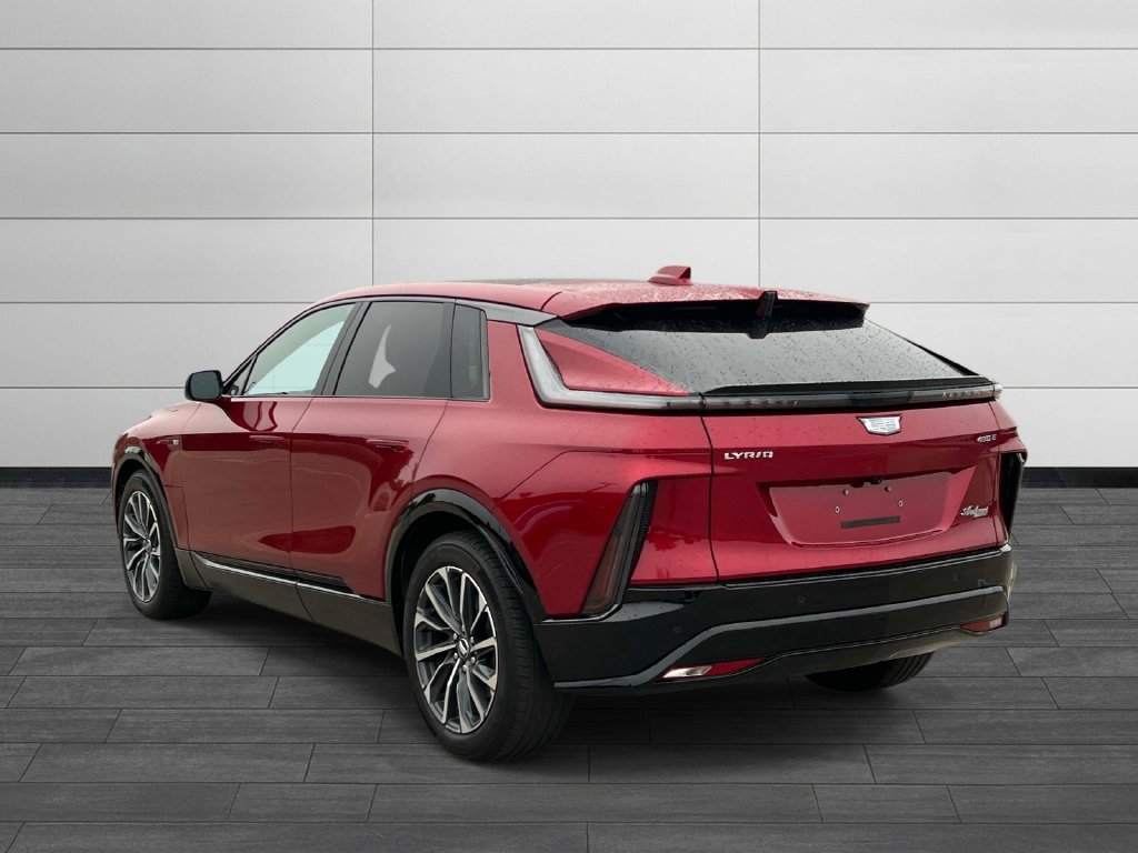 Certified 2024 Cadillac Lyriq Sport RWD image 3