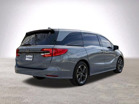 Used 2024 Honda Odyssey Elite image 9