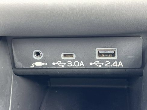 Certified 2025 Subaru Outback Onyx Edition w/ Popular Package #2 AWD/4WD image 38