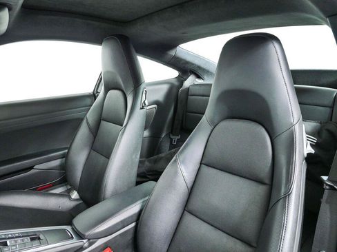 Certified 2018 Porsche 911 Carrera S RWD image 5