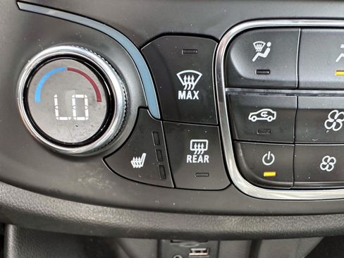Used 2023 Chevrolet Traverse RS AWD/4WD image 24