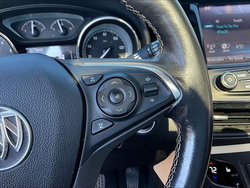 Used 2017 Buick Envision Essence AWD/4WD image 11