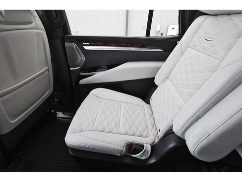 New 2026 Cadillac Escalade Platinum Sport w/ LPO, ONYX Package AWD/4WD image 12