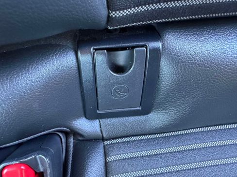 Certified 2023 Toyota Camry SE FWD image 38