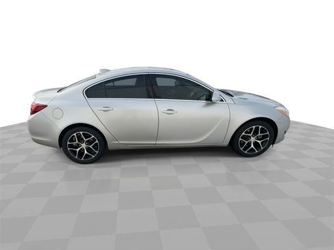 Certified 2017 Buick Regal Sport Touring image 9
