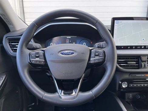 Used 2024 Ford Escape Platinum image 14