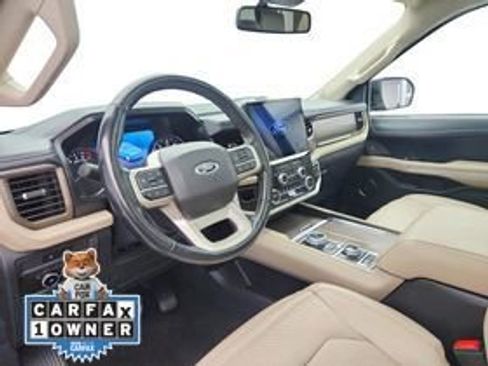 Used 2023 Ford Expedition Limited AWD/4WD image 9
