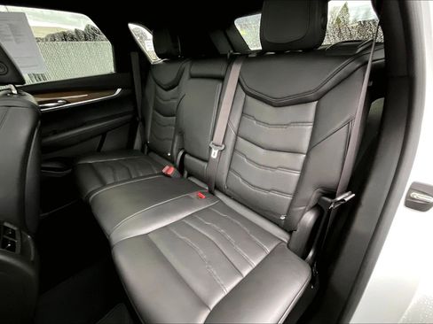 Used 2018 Cadillac XT5 Platinum image 24
