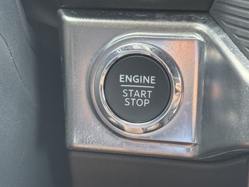 Used 2025 Ford F150 King Ranch AWD/4WD image 17