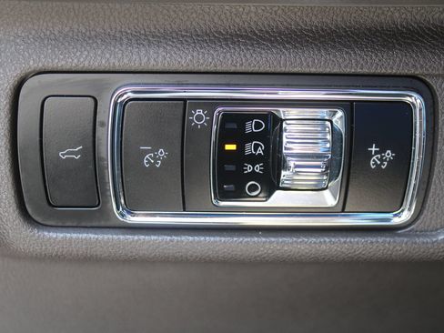 Used 2023 Lincoln Corsair FWD w/ Equipment Group 101A image 26