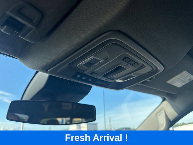 Used 2025 Chevrolet Silverado 1500 RST AWD/4WD image 9
